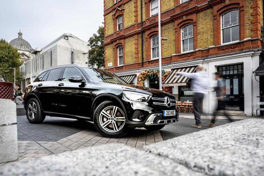  Mercedes-Benz GLC220 d 4Matic (X253) 2019 года  (UK) (фото 31 из 89)